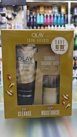 玉蘭油OLAY七重功效套裝(日霜SPF15 50G+洗面奶100G)
