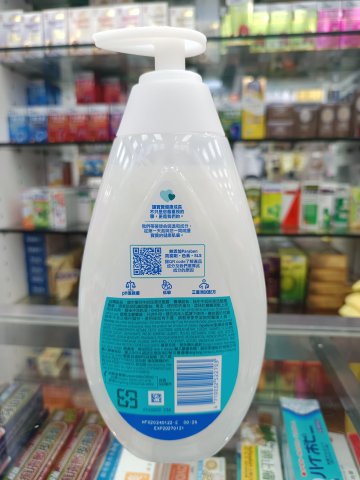 強生嬰兒(牛奶保濕)洗髮露 500ml
