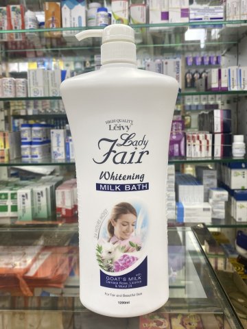 莉綺菲羊奶美白沐浴露1200ml