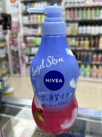 NIVEA天使沐浴乳480ml(黑加侖+香草)