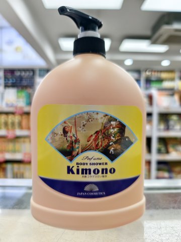 KIMONO檀香滋潤抗菌潤沐浴露